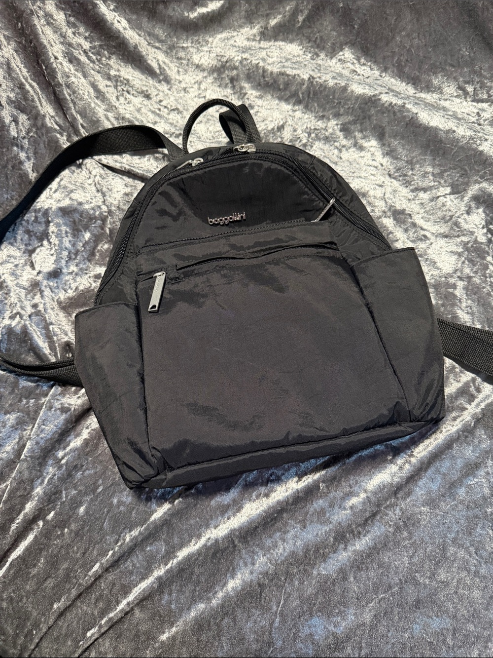 Baggallini Securtex Anti-Theft Vacation
Backpack